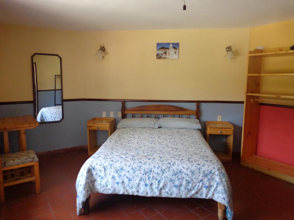 Hostal Pachamama Hotel Sucre Eksteriør billede